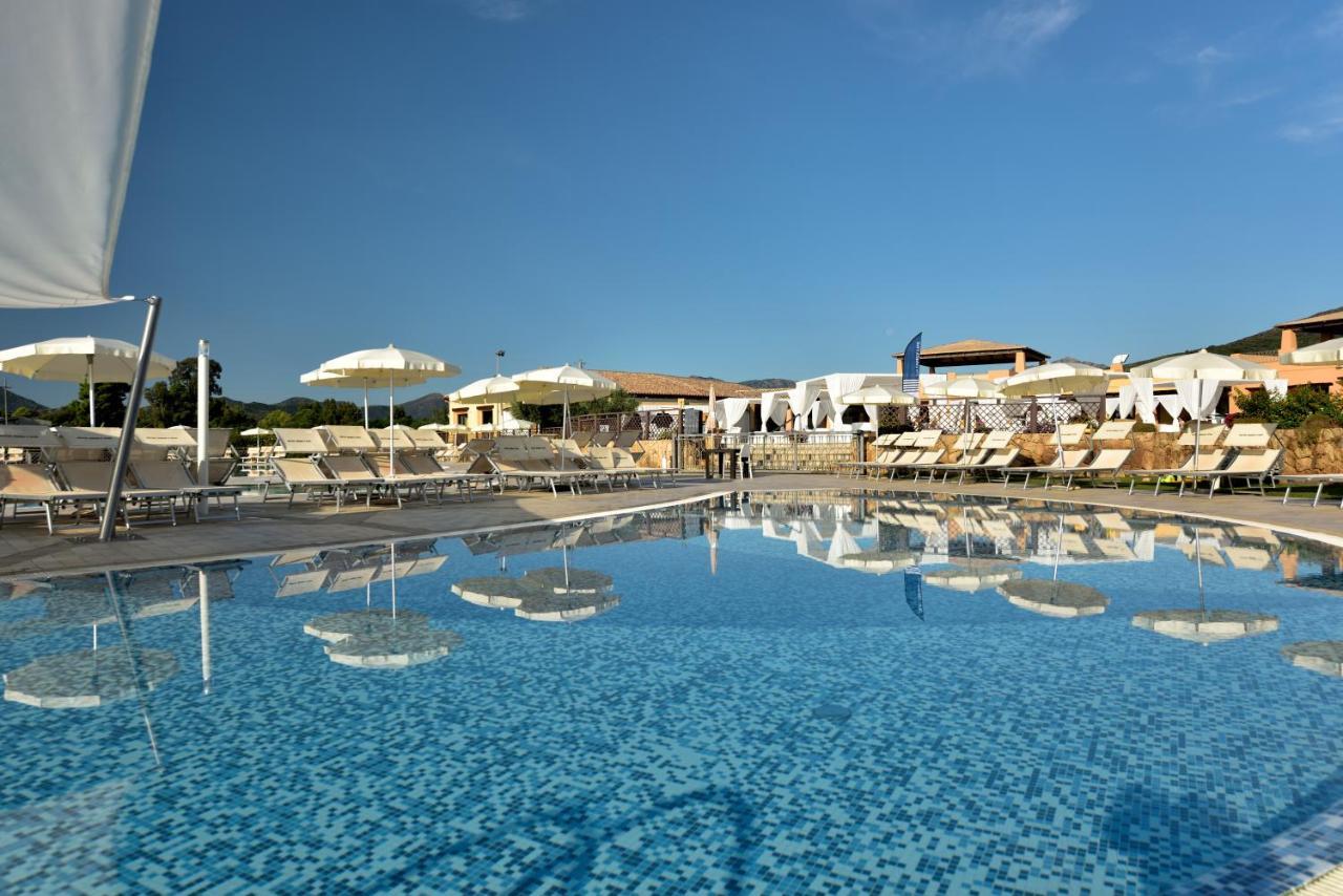 Amareclub Janna E Sole Resort Budoni Exterior photo